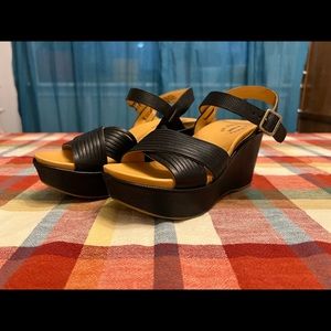 Kork-Ease Adelphi Wedge